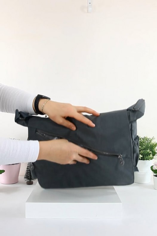 Gri A4 Laptop Büyük Boy Günlük Kadın Çapraz Askılı Postacı Omuz Çantası Su Geçirmez Krinkıl 5431