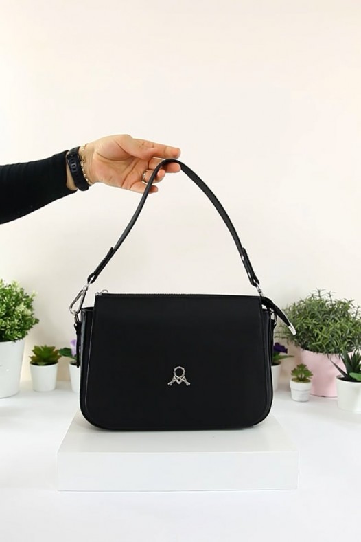 Siyah Orta Boy Günlük Kadın Çapraz Askılı Omuz Çantası İthal Kaliteli Suni Deri Çok Bölmeli 5441