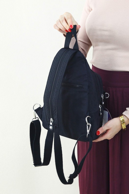 Siyah Kadın Göğüs ve Sırt Çantası Krinkıl Kumaş Çok Gözlü Bölmeli Fermuarlı İçi Astarlı 5304