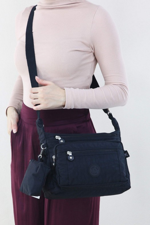 Siyah Kadın Çapraz Askılı Postacı Omuz Çantası Krinkıl Kumaş Çok Bölmeli Fermuarlı Astarlı 5306