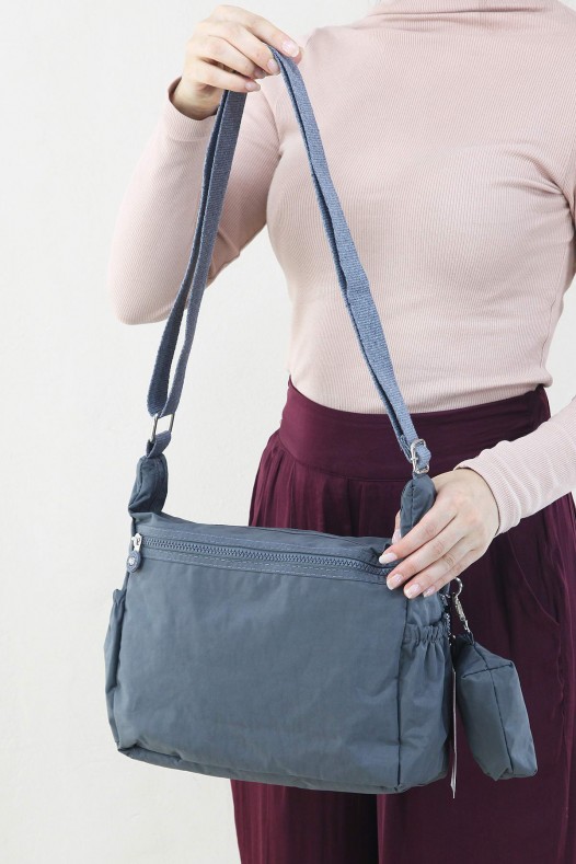 Gri Kadın Çapraz Askılı Postacı Omuz Çantası Krinkıl Kumaş Çok Gözlü Bölmeli Fermuarlı Astarlı 5313