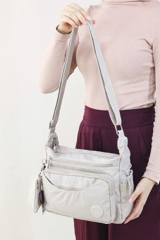 Krem Kadın Çapraz Askılı Postacı Omuz Çantası Krinkıl Kumaş Çok Gözlü Bölmeli Fermuarlı Astarlı 5313