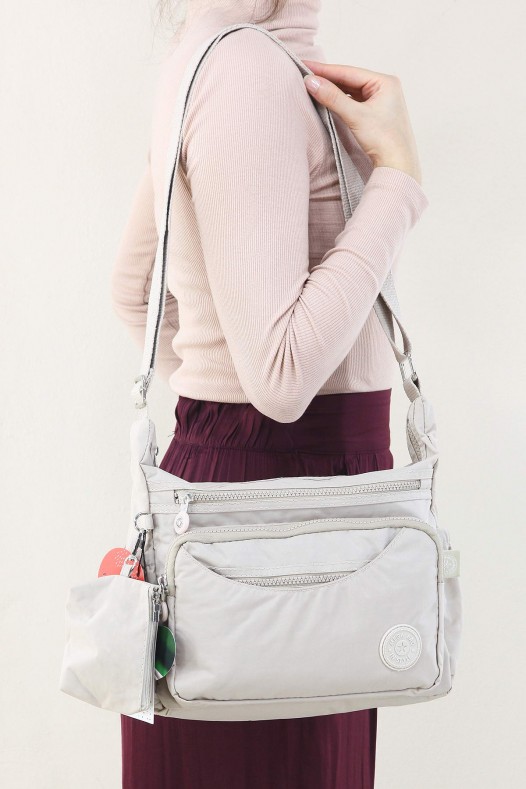 Krem Kadın Çapraz Askılı Postacı Omuz Çantası Krinkıl Kumaş Çok Gözlü Bölmeli Fermuarlı Astarlı 5313