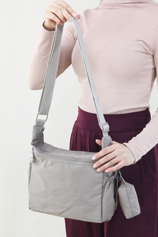 Açık Vizon Kadın Çapraz Askılı Postacı Omuz Çantası Krinkıl Kumaş Çok Gözlü Fermuarlı Astarlı 5313