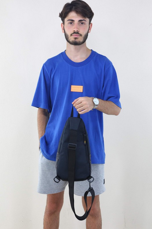 Siyah Erkek Göğüs Çantası Su Geçirmez İmperteks Kumaş Çok Gözlü Bölmeli Fermuarlı İçi Astarlı 5338E