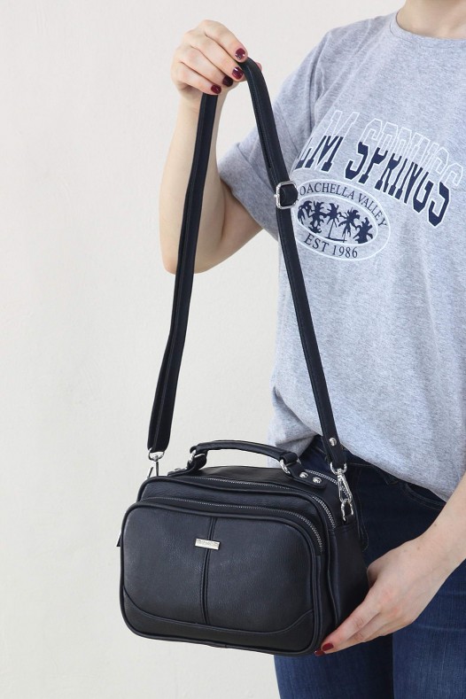 Siyah Kadın Çapraz Askılı El Omuz Çantası Suni Deri 4 Gözlü Bölmeli Fermuarlı İçi Astarlı 5342