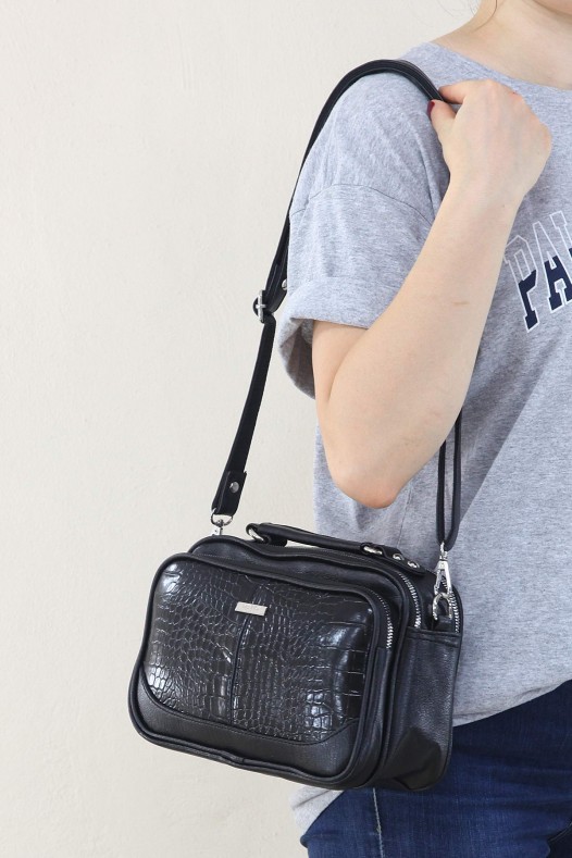 Siyah Kroko Desen Kadın Çapraz Askılı El Omuz Çantası Suni Deri 4 Gözlü Bölmeli Fermuarlı İçi Astarlı 5342