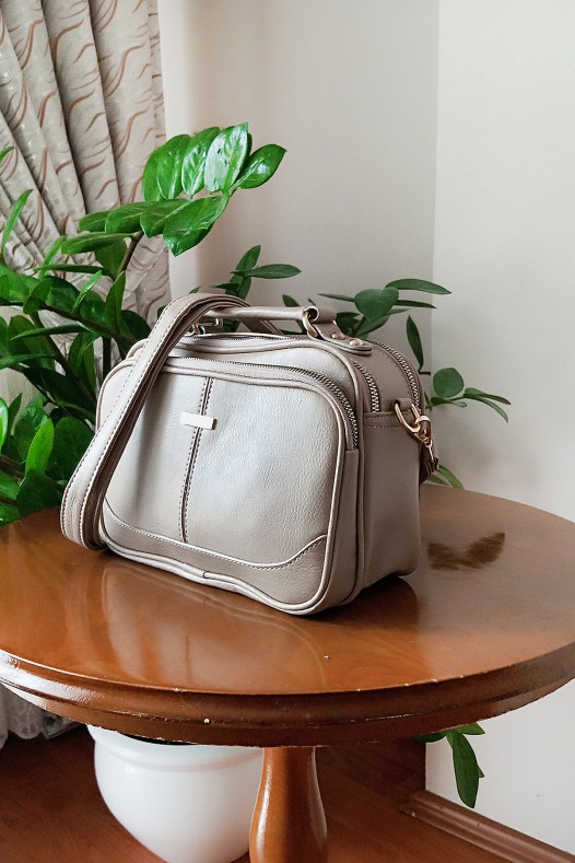 Açık Vizon Kadın Çapraz Askılı El Omuz Çantası Suni Deri 4 Gözlü Bölmeli Fermuarlı İçi Astarlı 5342