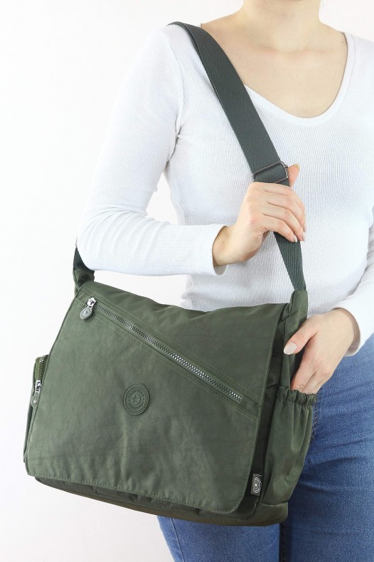 Haki A4 Laptop Büyük Boy Günlük Kadın Çapraz Askılı Postacı Omuz Çantası Su Geçirmez Krinkıl 5431