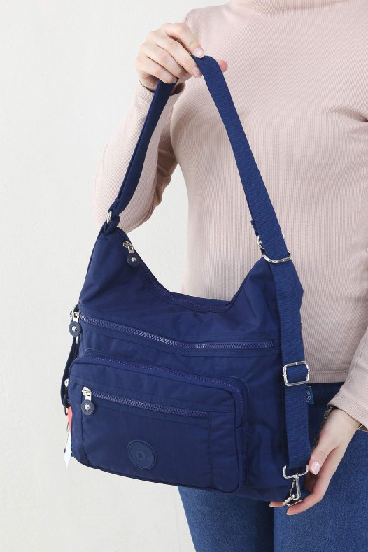 Lacivert Orta Boy Günlük Kadın Omuz ve Sırt Çantası Su Geçirmez İthal Krinkıl Kumaş Çok Gözlü 5450