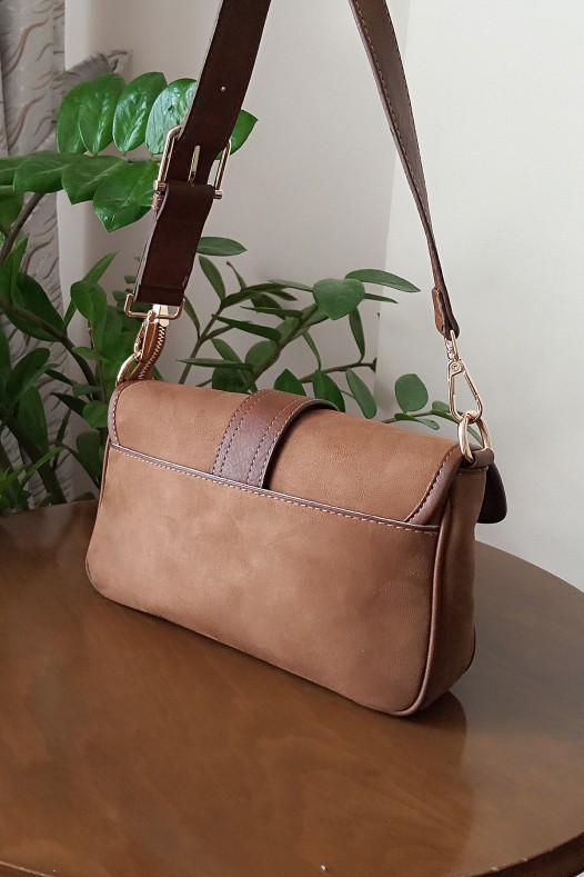 Orta Boy Günlük Kadın Çapraz Askılı Kol Omuz Çantası İthal Kaliteli Suni Süet Astarlı 5451