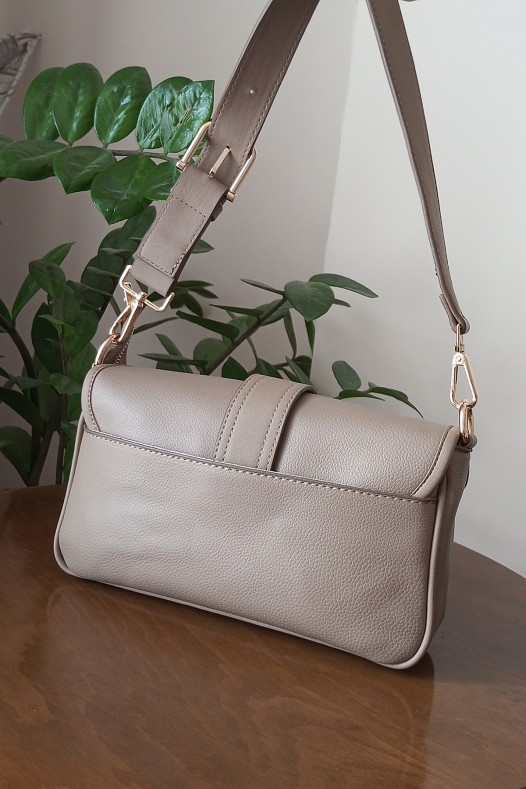 Vizon Orta Boy Günlük Kadın Çapraz Askılı Kol Omuz Çantası İthal Kaliteli Suni Deri Astarlı 5451