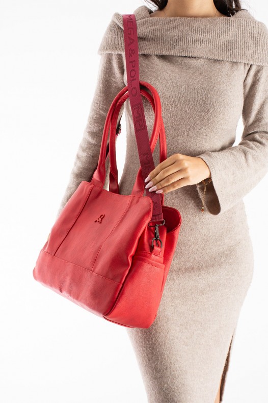 Kırmızı Orta Boy Günlük Kadın Çapraz Askılı Kol Omuz Çantası İthal Kaliteli Suni Deri Astarlı 5453